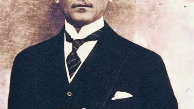 Atatürk Sevmeyen Türk'ün Türklüğünden Şüphe Eder Misiniz?