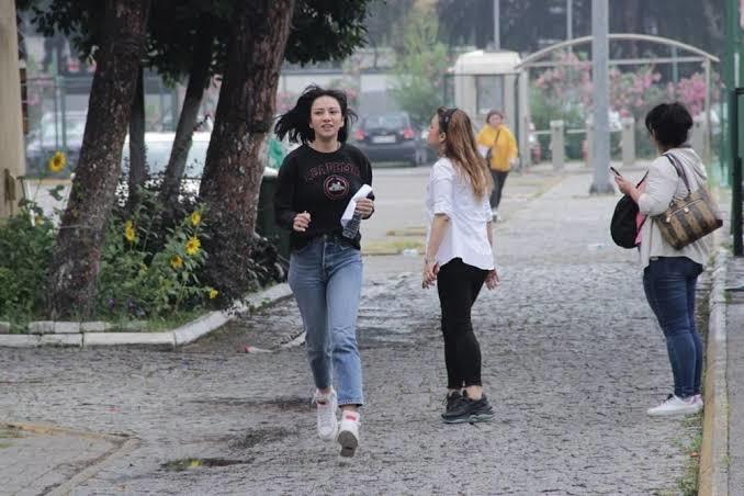Tyt sınavına geç kalanlara üzülüyor musunuz?