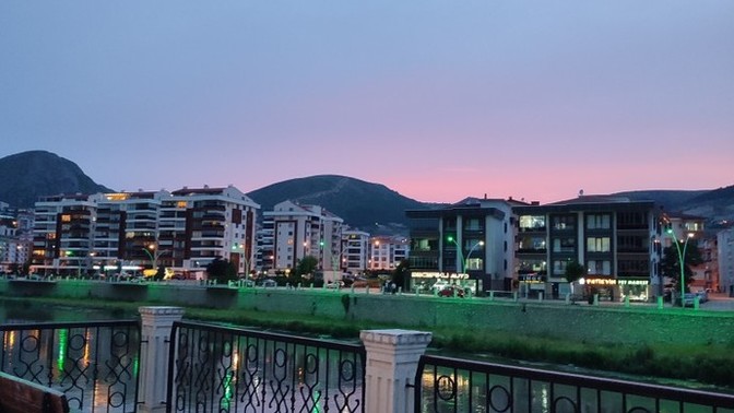 Kendinle geçirdiğin vakit mi, yakınlarınla geçirdiğin vakit mi?