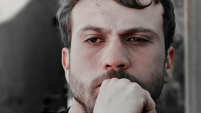 Duygusal tepkilerimi daha iyi anlamak ve kontrol etmek için ne yapabilirim?