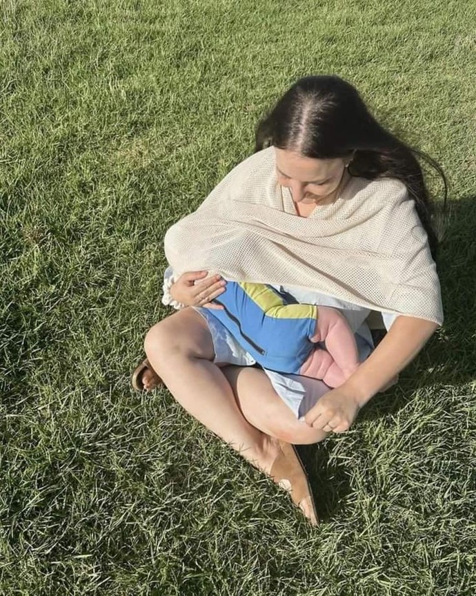 Dışarda bebek emziren anneler neden abes karşılanıyor?