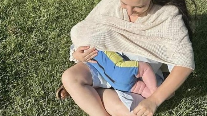 Dışarda bebek emziren anneler neden abes karşılanıyor?
