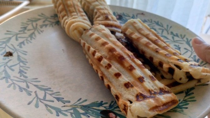 Waffle yaptım ilk defa nasıl olmuş sizce?