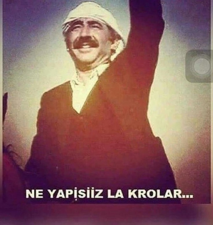 Ne yapıyorsunuz bakalım gecenize eşlik eden bir şeyler var mı?