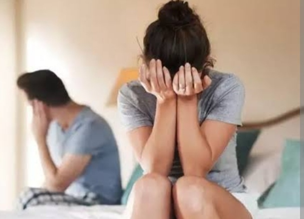 Yatakta evli kadınlar mı daha mutsuz yoksa evli erkekler mi?