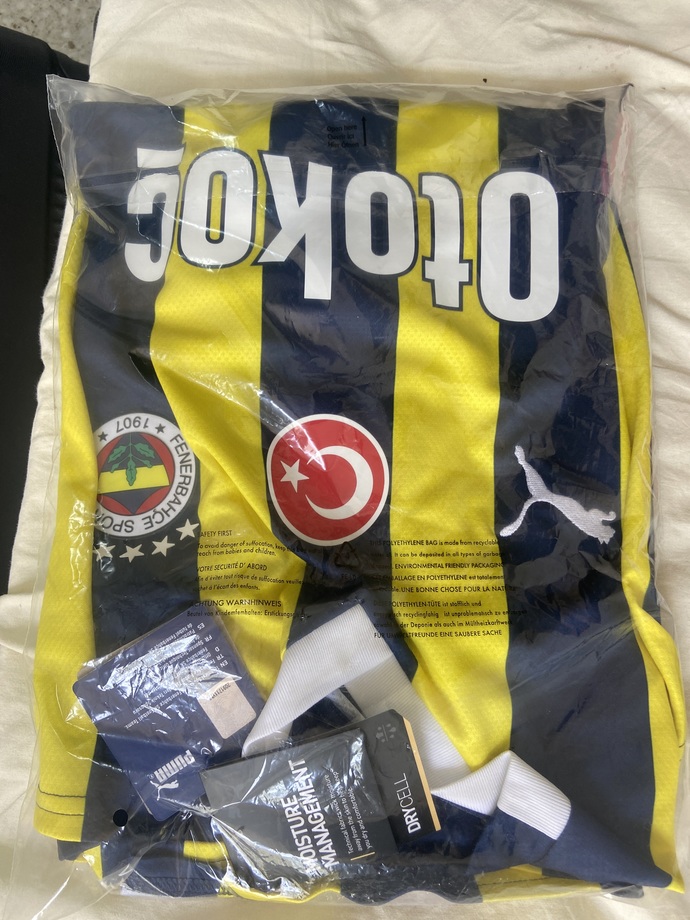 Orijinal fenerbahçe formasi nasil anlasilir?