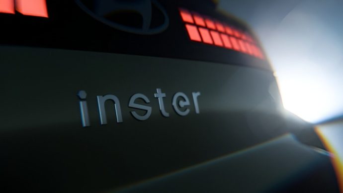 355 km menzilli Hyundai Insterin ilk görüntüleri çıktı! Senin beğendiğin elektrikli bir model var mı?