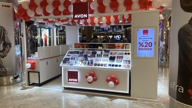 Kızlar, Avon mağazamız nasıl?
