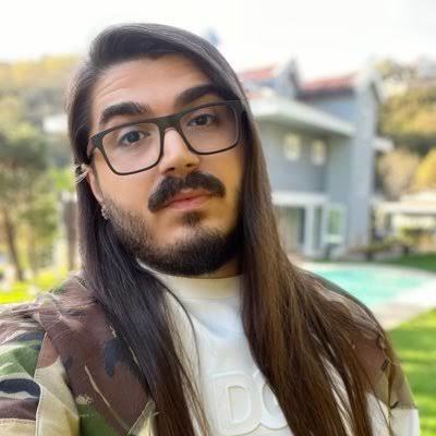 Aileniz uzun saçlı bir damadı kabul eder mi? Etmezse ayrılır mısınız kizlar/ saçınızı kestirir misiniz erkekler?