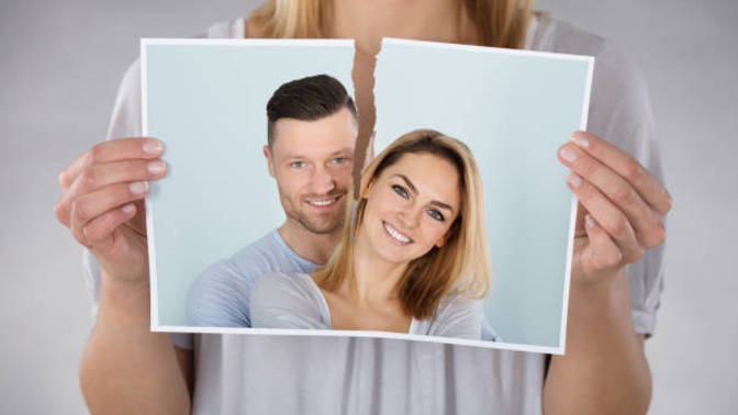 Sevgilin beraber fotoğrafınızda seni kesip Instagram'a atmış. Ne yaparsın?