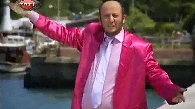 İsmail Abi'ye bornoz giydirmek kimin fikriydi?