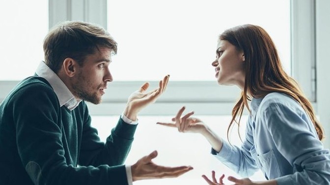 Kadınlarla inatlaşma kaybedersin diyorlar doğru mu🙄?