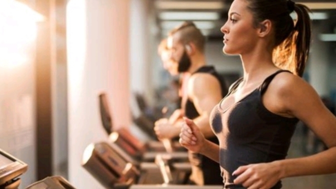 Hiç sevgili yapmak için spor salonuna gittiniz mi?