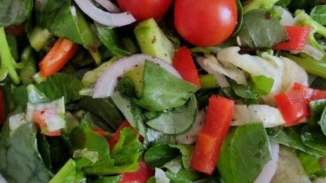 Semizotu salatası yer misiniz?