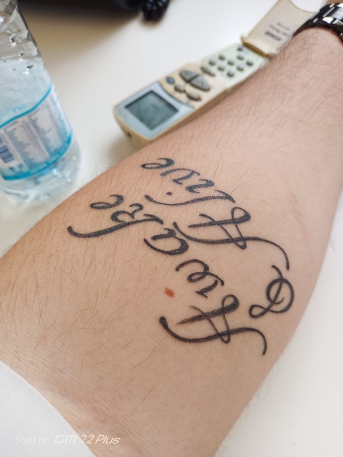 Bu dövme ergen işi mi sizce?