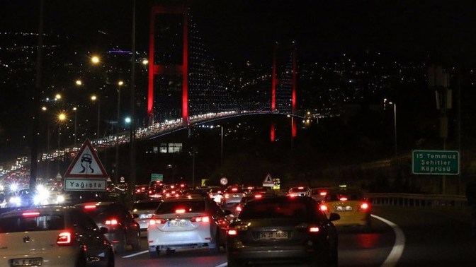 15 Temmuz Köprüsü Trafiğe Kapatıldı. Köprünün kapatılması hakkında ne düşünüyorsunuz?