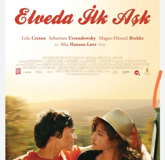 İlk aşkın ne zaman oldu o an ne hissettin?