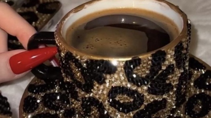 Türk kahvesini nasıl içiyorsunuz?