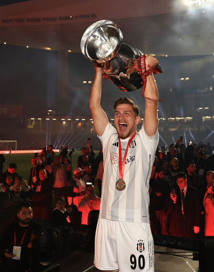Bugün Türkiye-Gürcistan maçında mutlaka oynaması lazım dediğiniz Futbolcu kim?