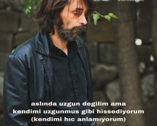 Ortada hiçbir şey yokken üzgün hissettiğiniz oluyor mu?