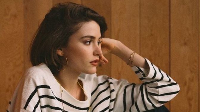 Sevgilimden severek ayrılıyorum, günlerdir arıyor. Bir cevap vermeli miyim?