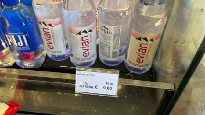 İstanbul Sabiha Gökçen Havalimanı su fiyatı?