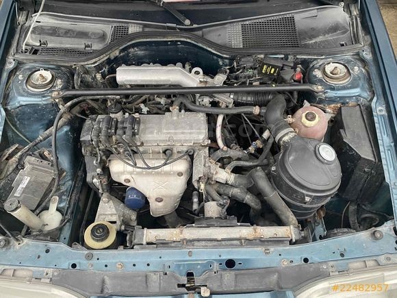 Renault 19 da karbüratörlü mü enjeksiyonlu mu tercih edersiniz?