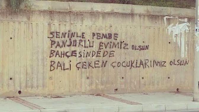 Özlü söz yazacak var mı?