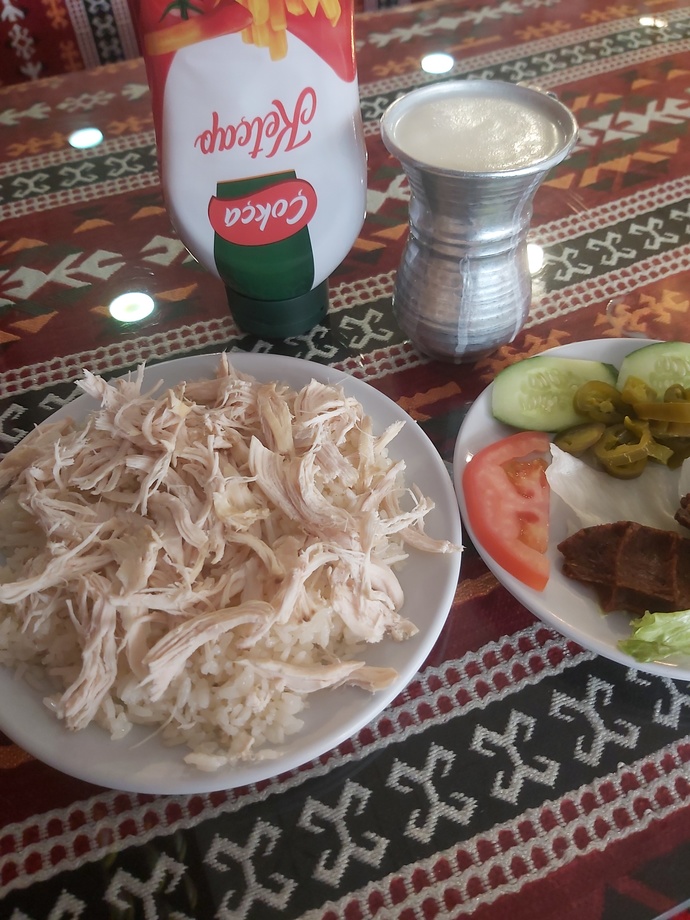 Pilava ketçap sıkılır mı?