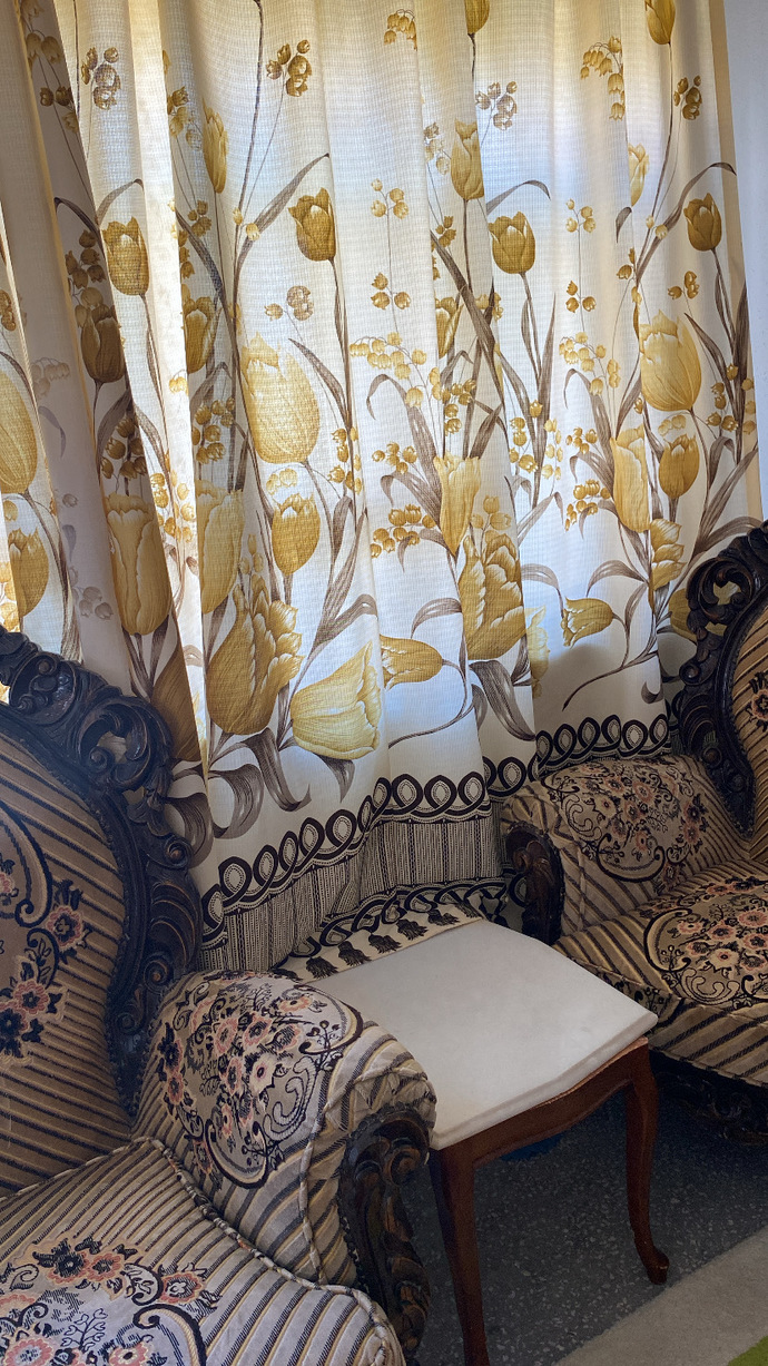 Anneannemin evi korkutucu değil mi?
