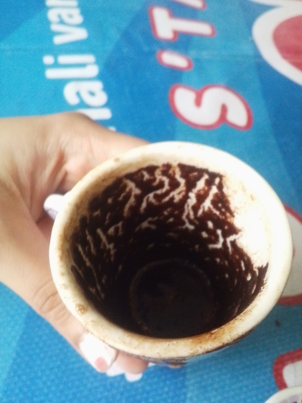 Falıma bakar mısınız?