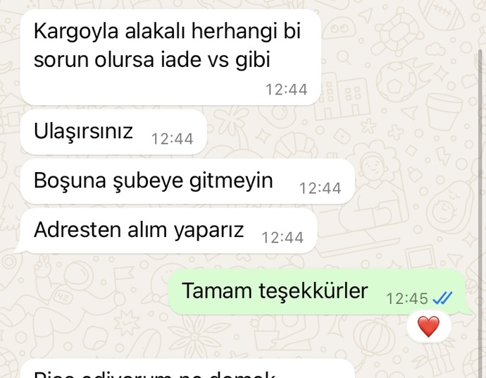 Arkadaşlar kargocu bana sürekli her kargo geldikten sonra aynı şeyi yazıyor bana asılıyor mu sizce?