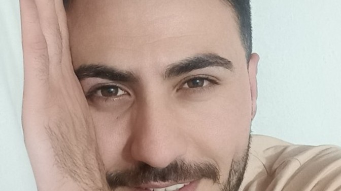 İçimizdeki acılara rağmen gülmek ne kadar mutluluk verir insana?