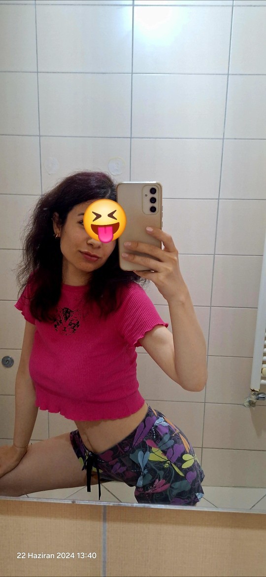 Sizce bana kısa saç mı yakışır uzun saç mı?
