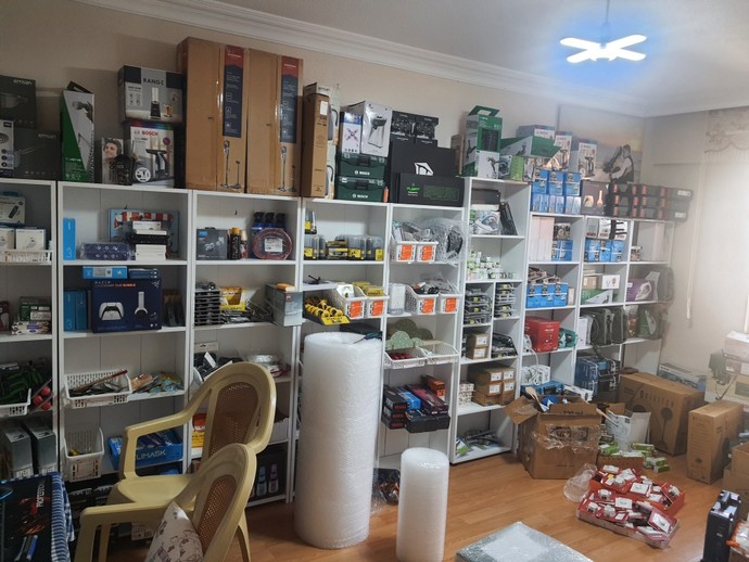 E-ticaret işinin arka planını merak ediyormusun istediğiniz bir ürün var mı?