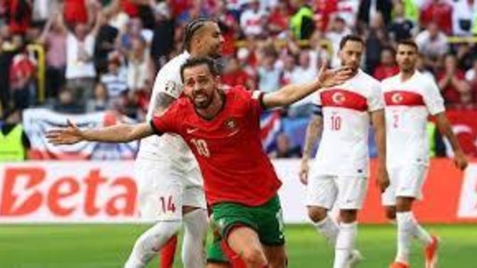 Portekiz 3 - Türkiye 0... Montella ile bu iş olmaz! Maçı nasıl buldunuz?