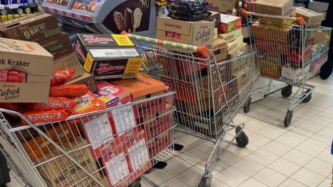Türkiye'de 15 dakikalığına her şey bedava olsa, ilk ne alırdınız?