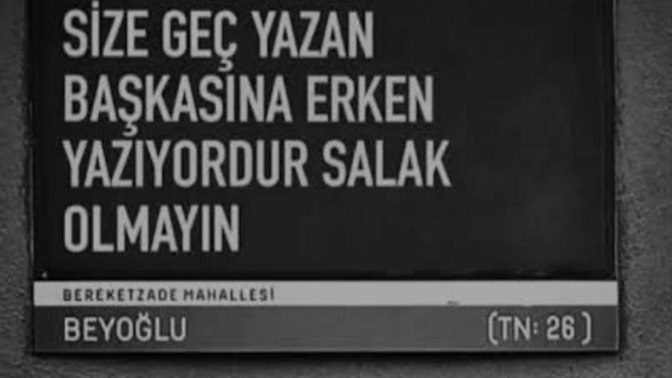 Mesajlaştığınız birisi size sürekli geç cevap verirse ne yaparsınız?