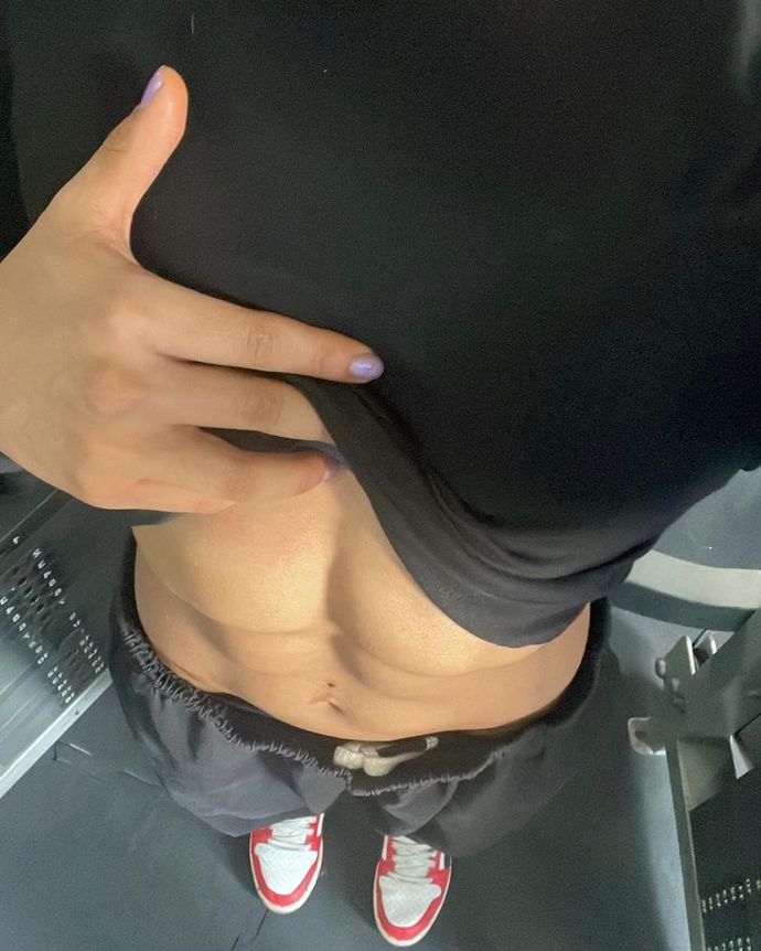 Eski sevgilimin fotosuyla kız tavladım yanlışıkla?