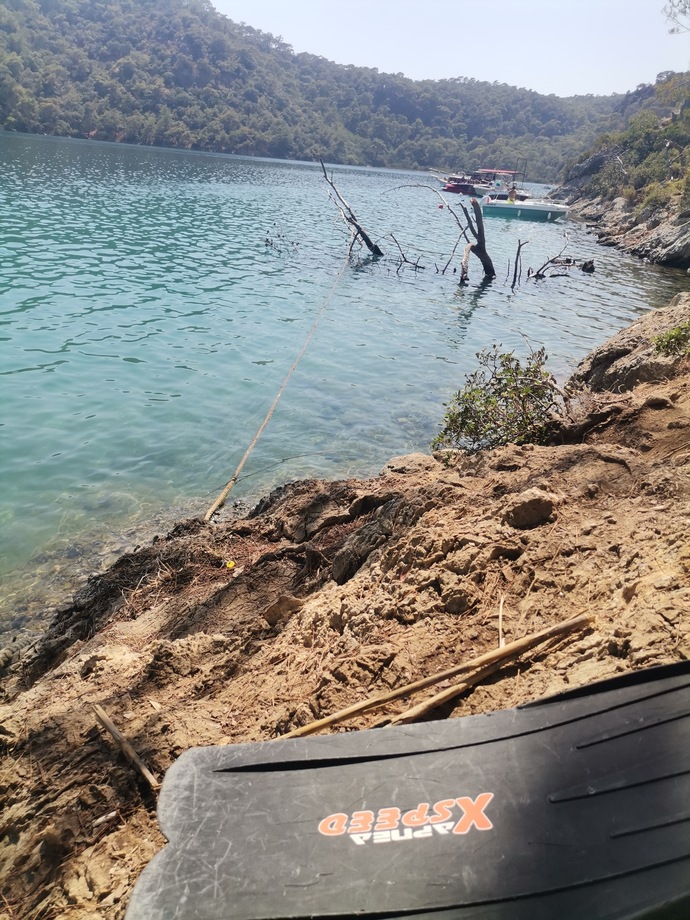 Bu ne sıcak ya erkekler nefes almayın hava sıcaklıyorrr?