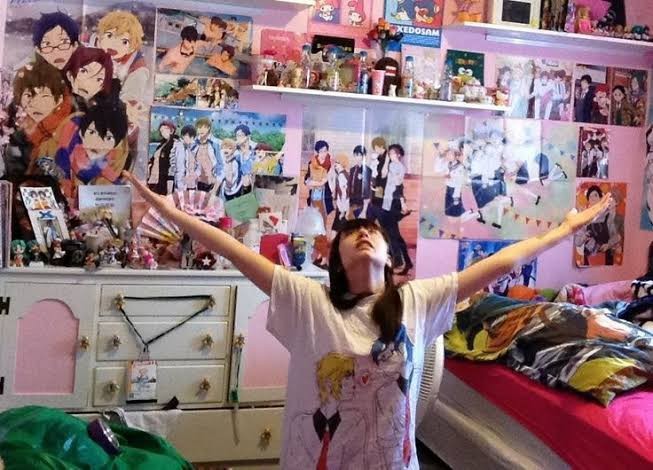Kızlar soruyorun anime severleri sayımızı bilelim kaç kişiyiz?