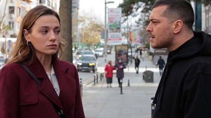 Evine yemeğe davet eden arkadaşınız, sizden yediğiniz yemeğin parasını istese ne yapardınız?
