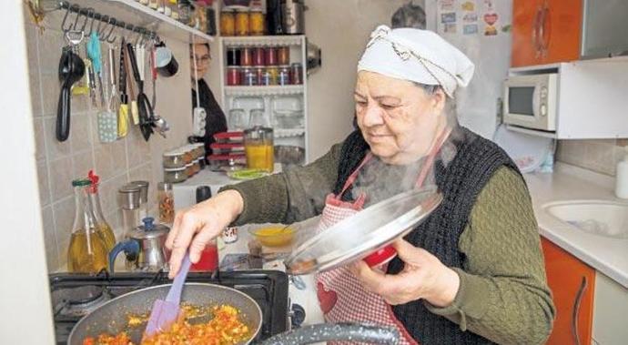 Anamızın eli değsin yeterki 🥺
