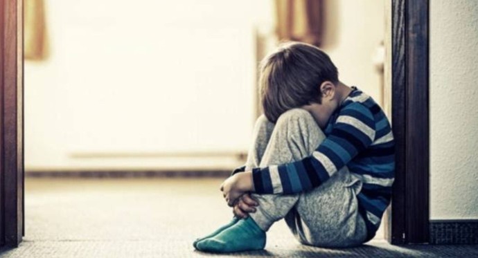 Bir çocuğun depresyona girdiğini nasıl anlarsın?