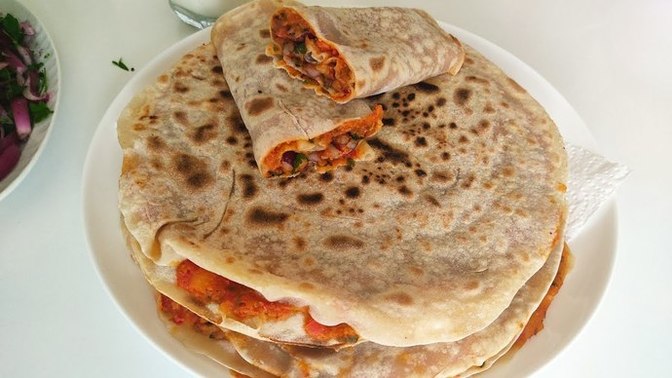 40 liraya etsiz lahmacun satmaya başlamışlar, yer misiniz?