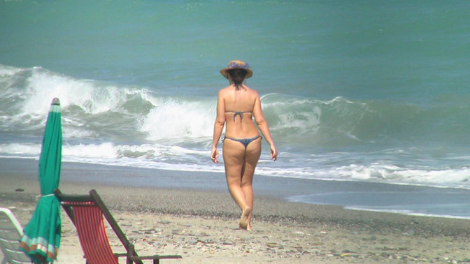 Olgun kadınlara sizce slip mi yakışır tanga bikini mi?