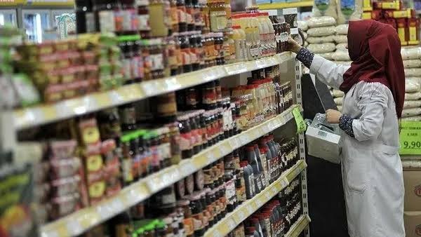 Alışveriş yaparken en öndeki ürünü değil de arkasındakini alma huyunuz var mı?