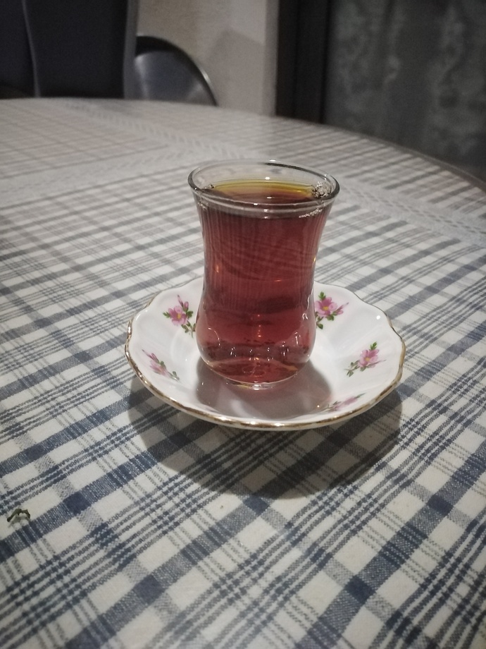 Çayı demli mi seversiniz yoksa açık mı?