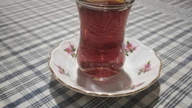 Çayı demli mi seversiniz yoksa açık mı?