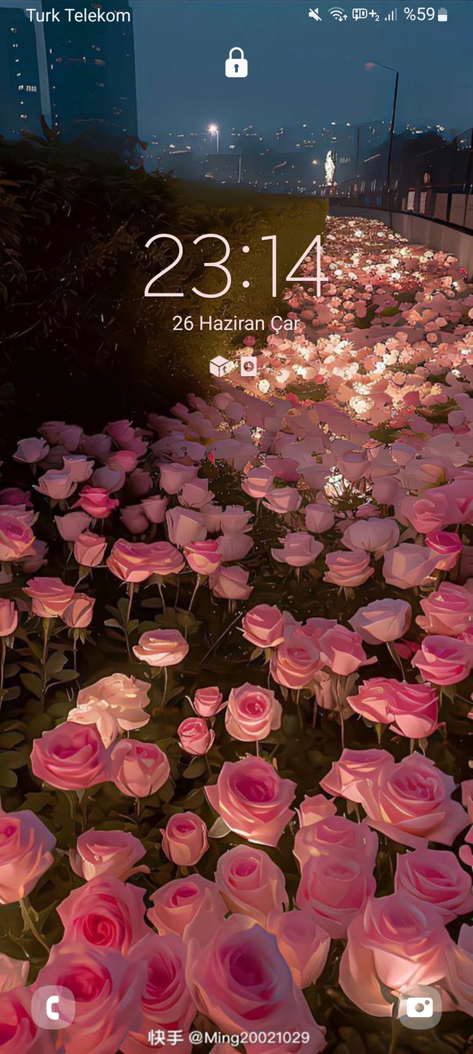 Telefon duvar kağıdım nasıl sizce? Kilit ekranım ve anasayfa duvar kağıdım nasıl?